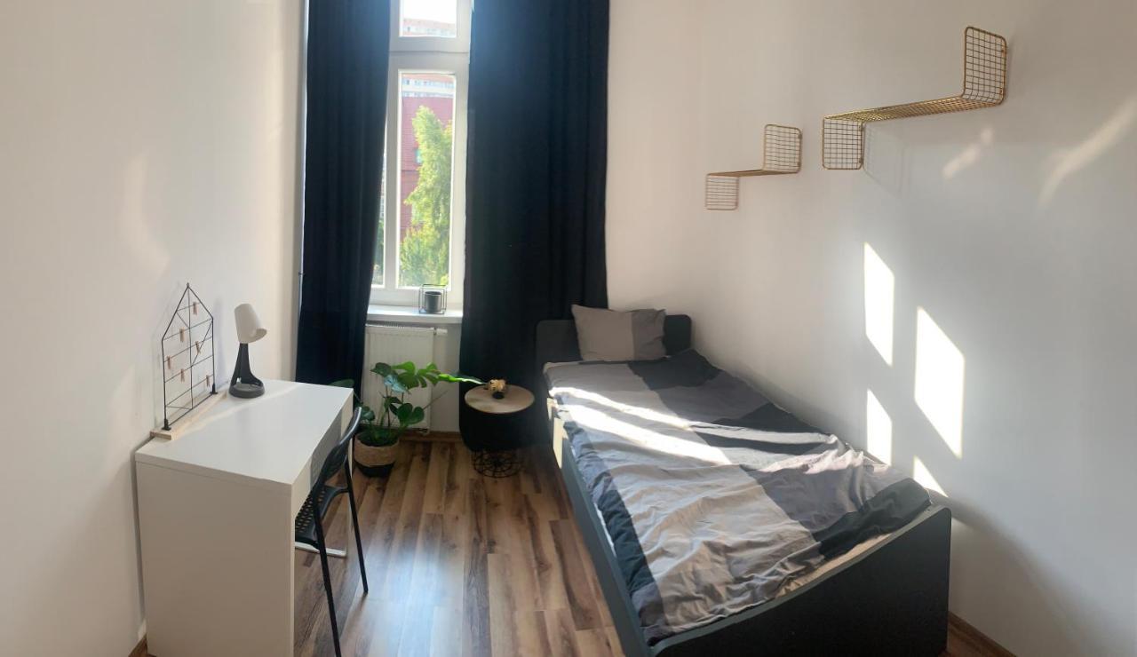 Kamienica Apartment Хожов Екстериор снимка